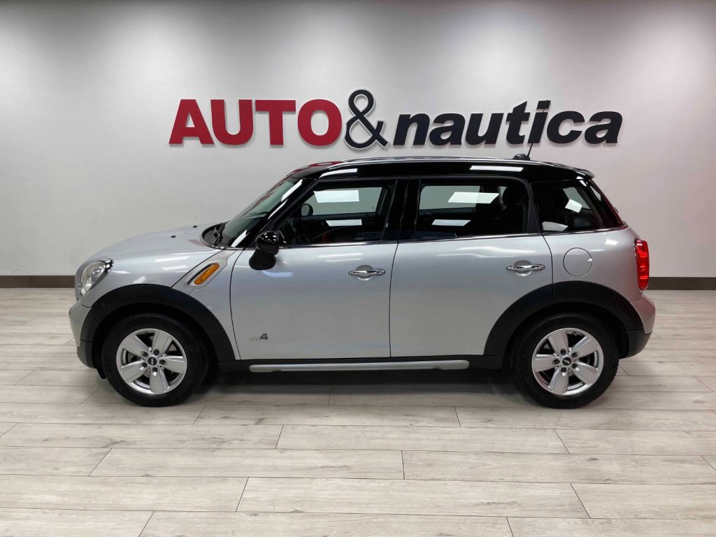 MINI Countryman MINI COOPER D BUSINESS COUNTRYMAN 1.6 ALL4 - 35