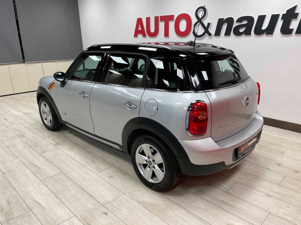 MINI Countryman MINI COOPER D BUSINESS COUNTRYMAN 1.6 ALL4 - 37