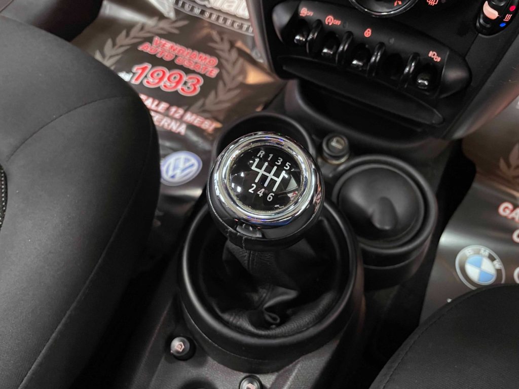 MINI Countryman MINI COOPER D BUSINESS COUNTRYMAN 1.6 ALL4 - 45