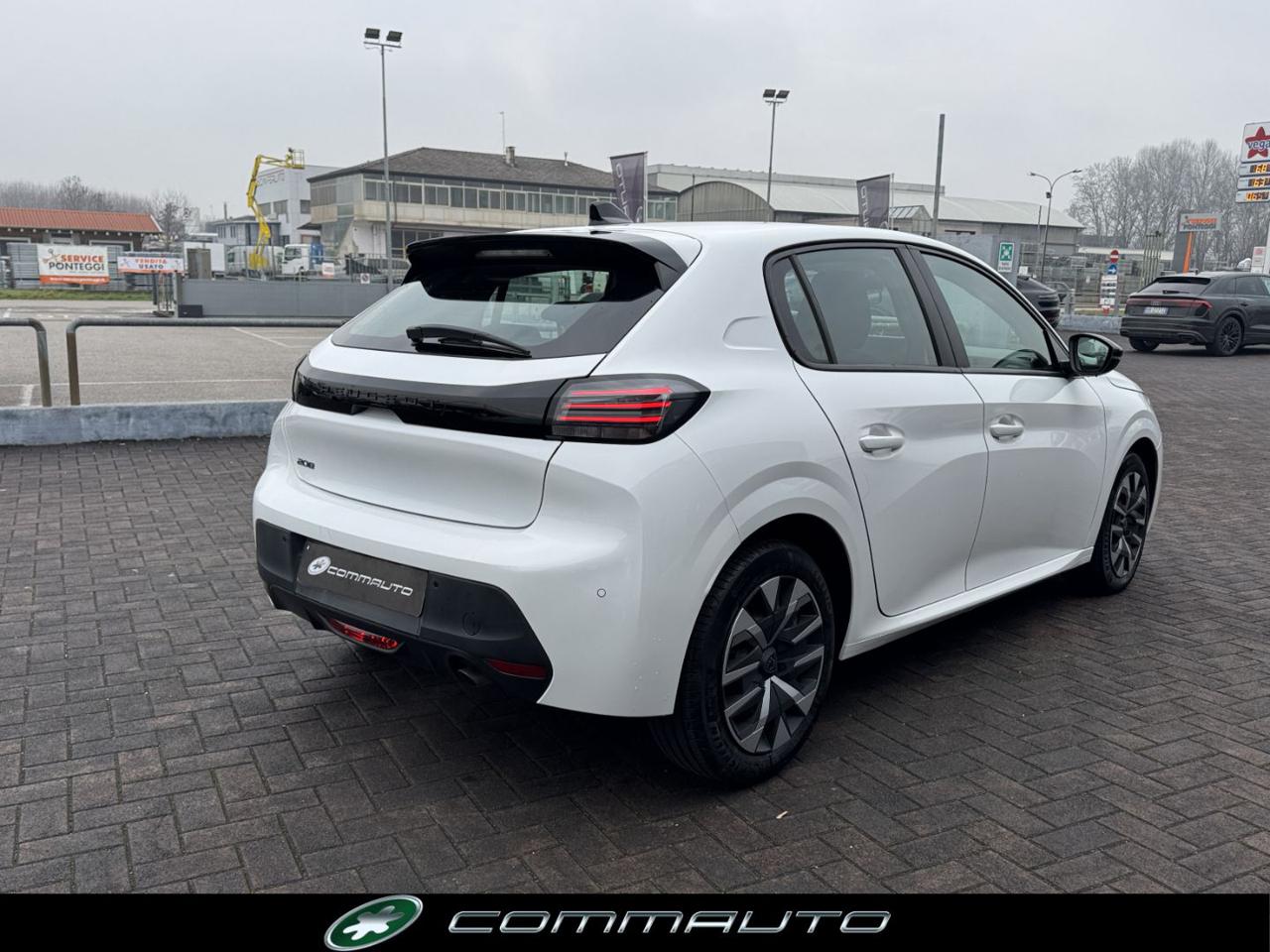 PEUGEOT 208 PureTech 100 Stop&Start 5 porte Active - 4