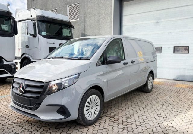 MERCEDES-BENZ Vito Grigio pastello
