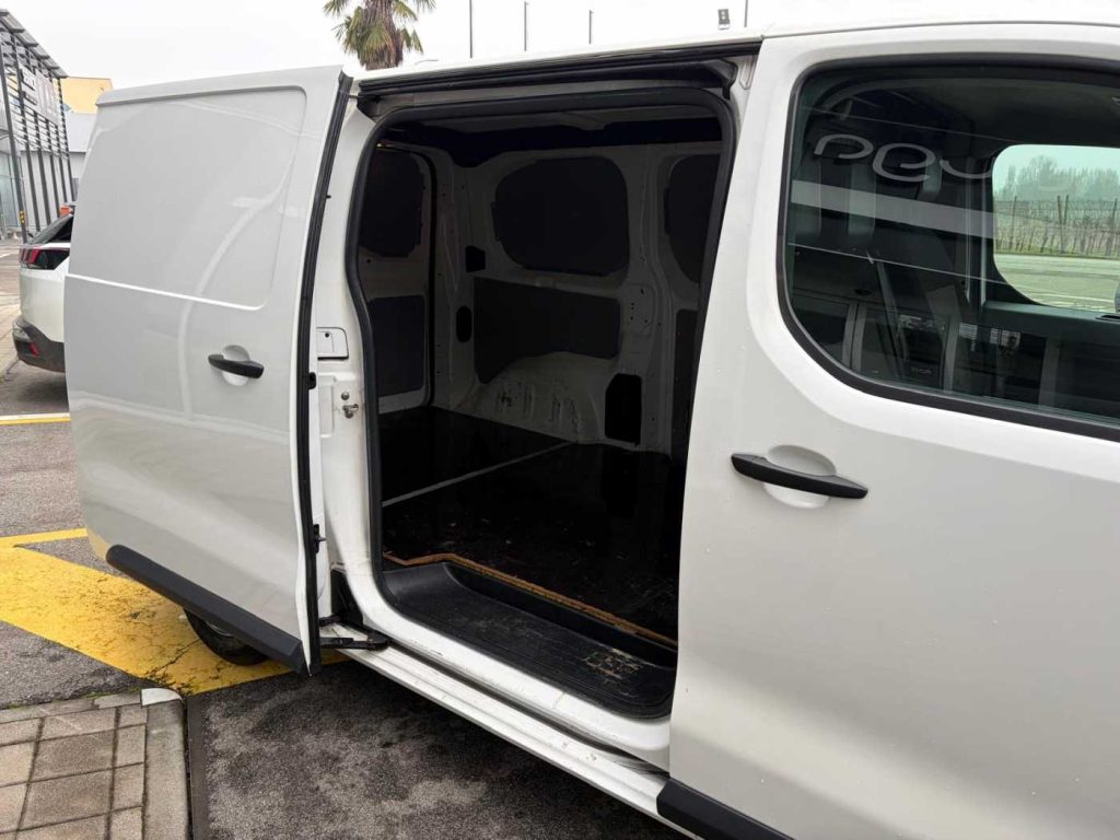 TOYOTA Proace Verso 1.5D L0 D Executive - 11