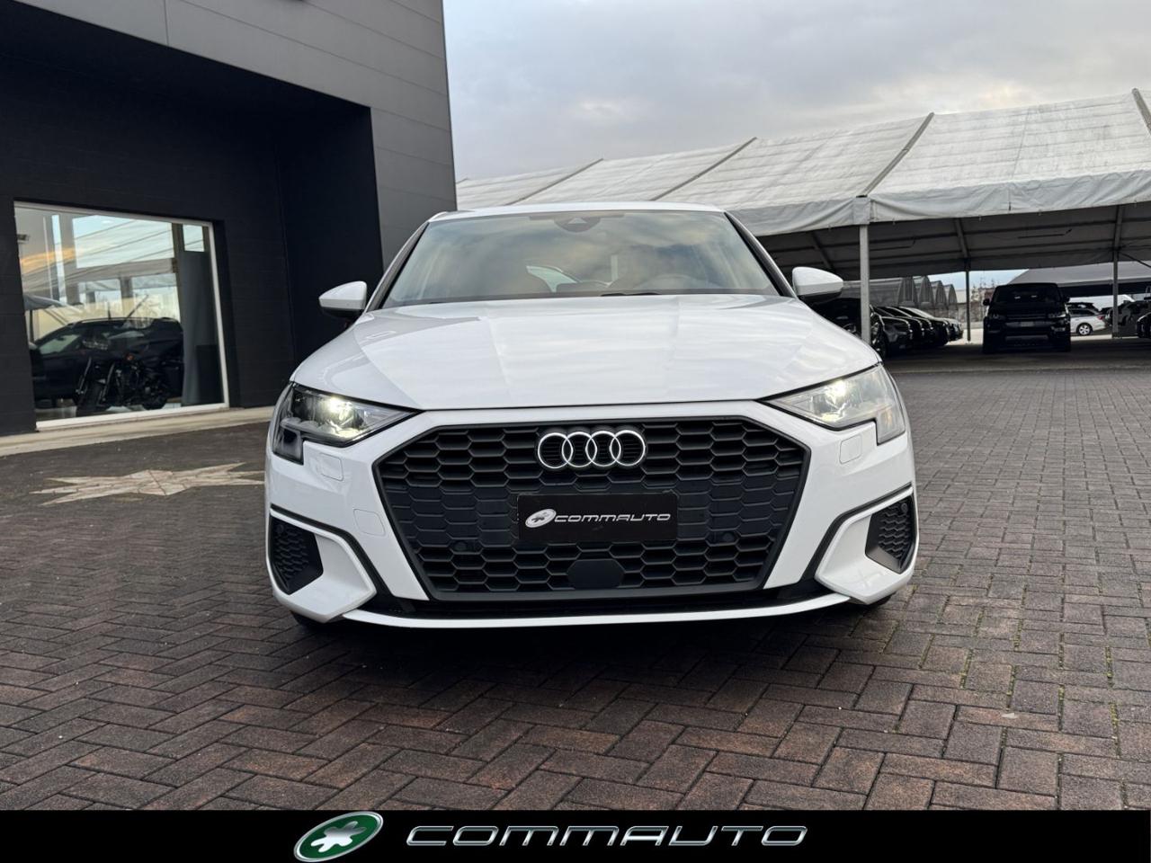 AUDI A3 SPB 35 TFSI Business Advanced - 2