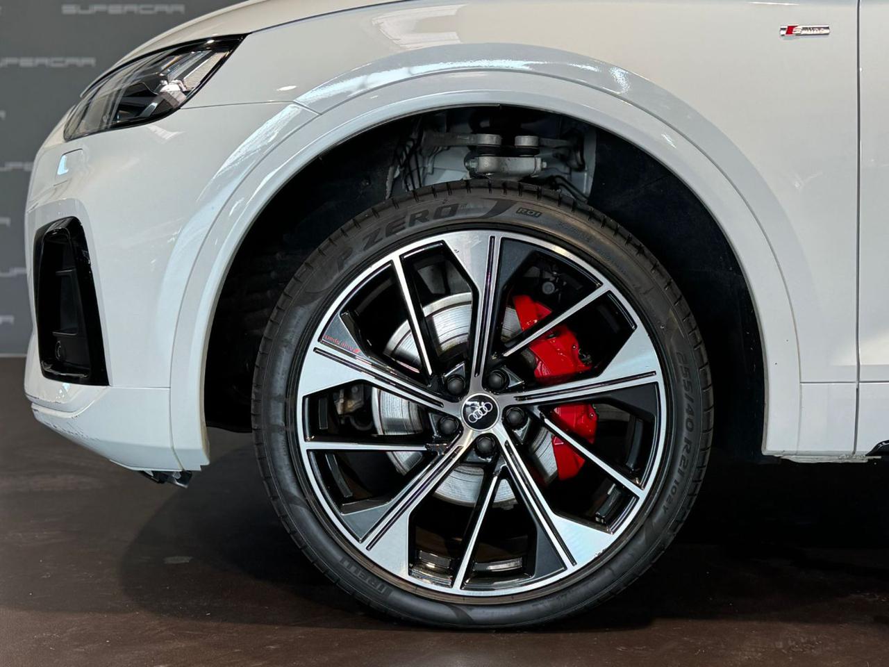 AUDI Q5 40 TDI 204 CV quattro S tronic Identity Black - 8