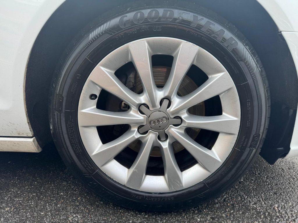 AUDI A6 Avant 2.0 TDI 177 CV AUT. Business plus - 22