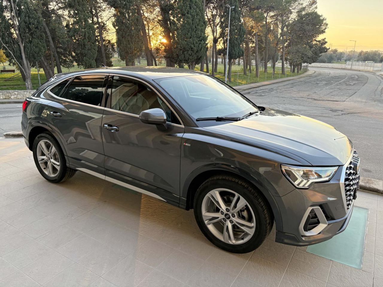 AUDI Q3 SPB Sportback 35 TDI S tronic S line edition - 3