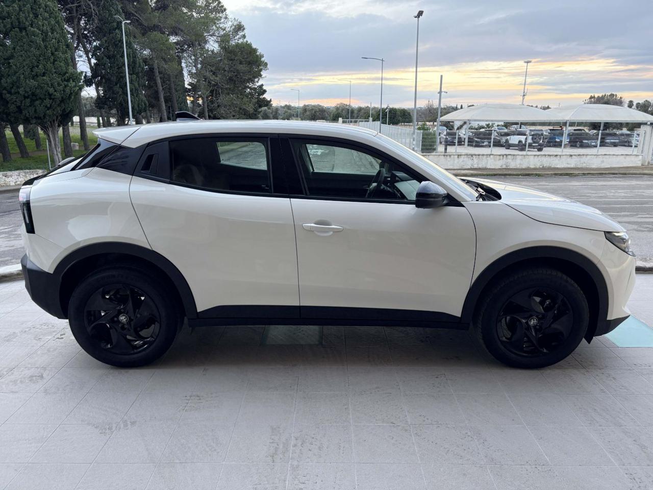 ALFA ROMEO Junior 1.2 136 CV Hybrid eDCT6. - 4