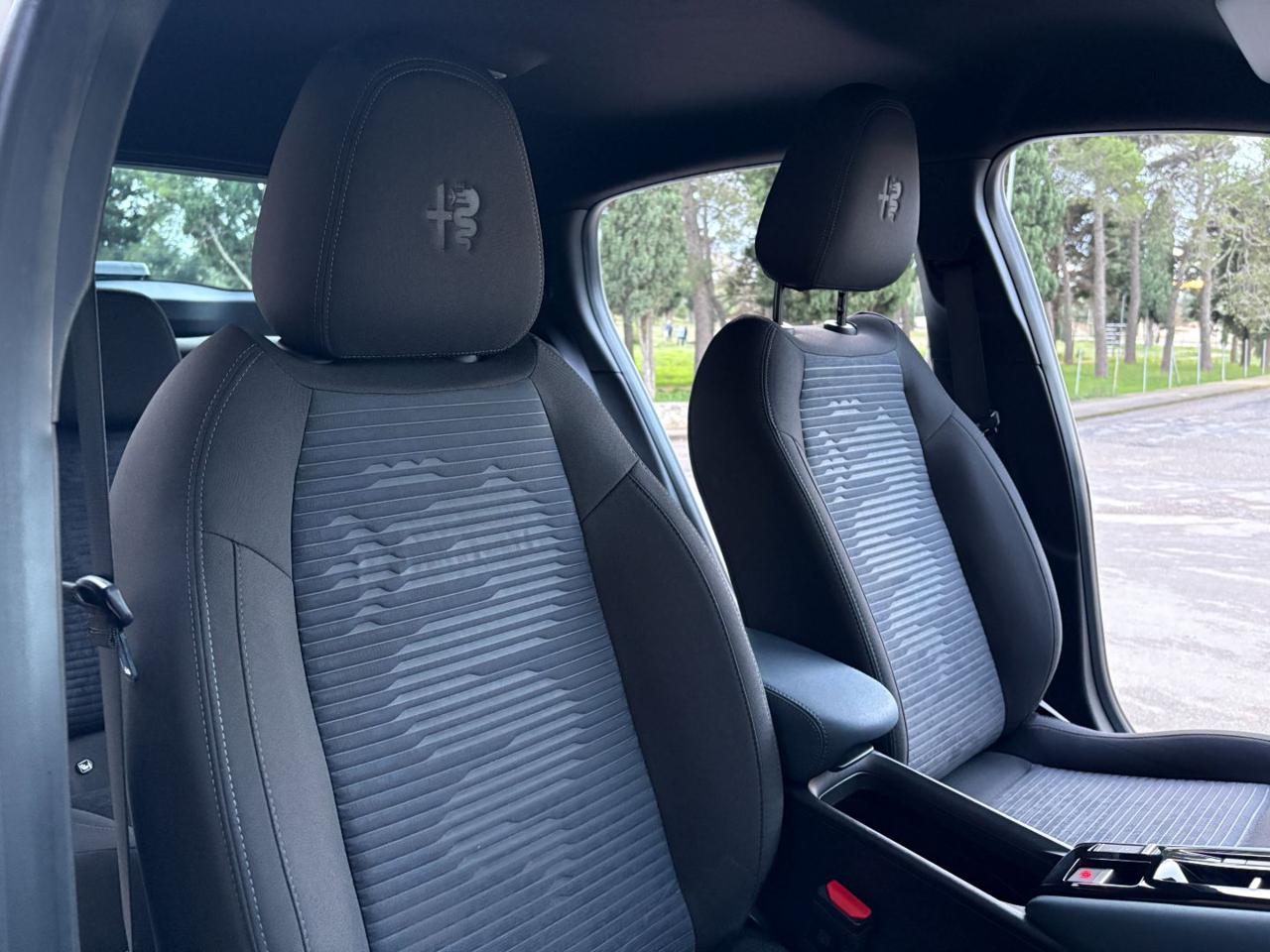 ALFA ROMEO Junior 1.2 136 CV Hybrid eDCT6. - 10