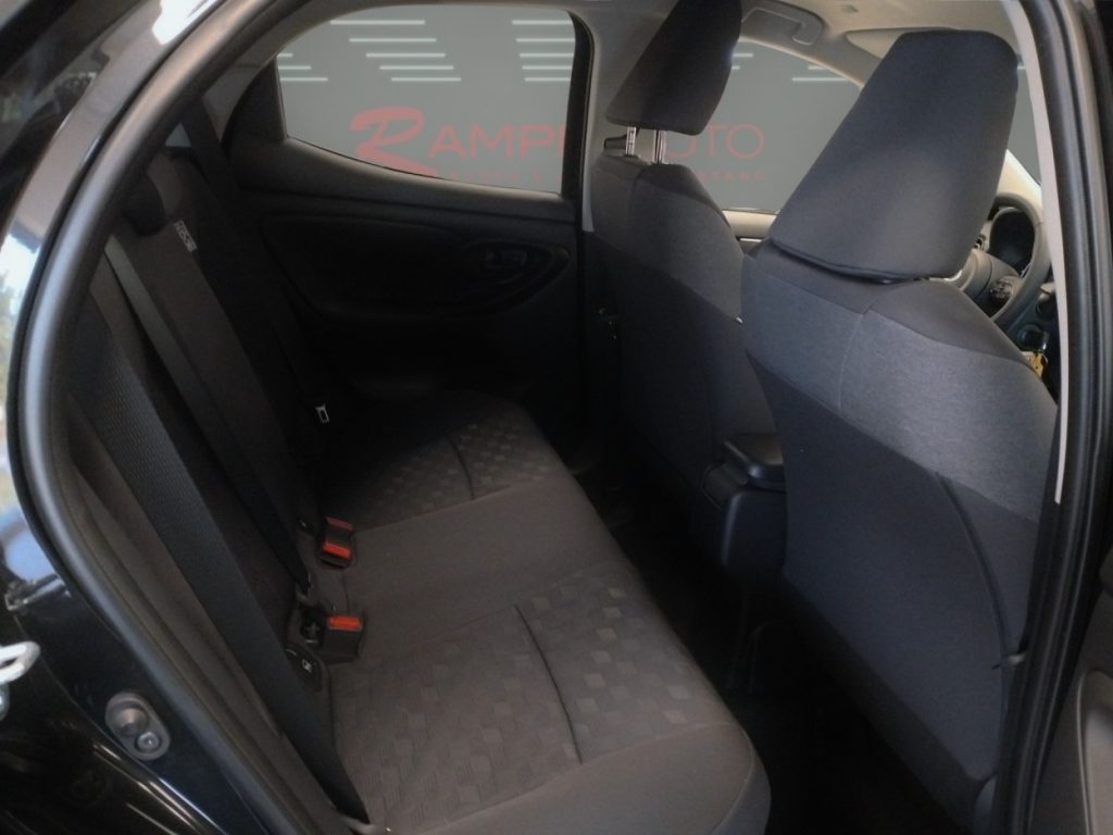TOYOTA Yaris 1.5 Hybrid Trend KM 0 Ufficiale Pronta Consegna - 17
