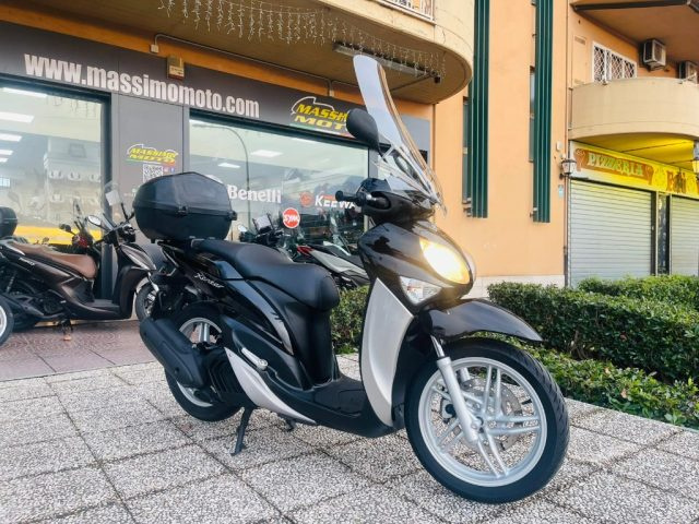 YAMAHA Xenter 150 Antracite pastello