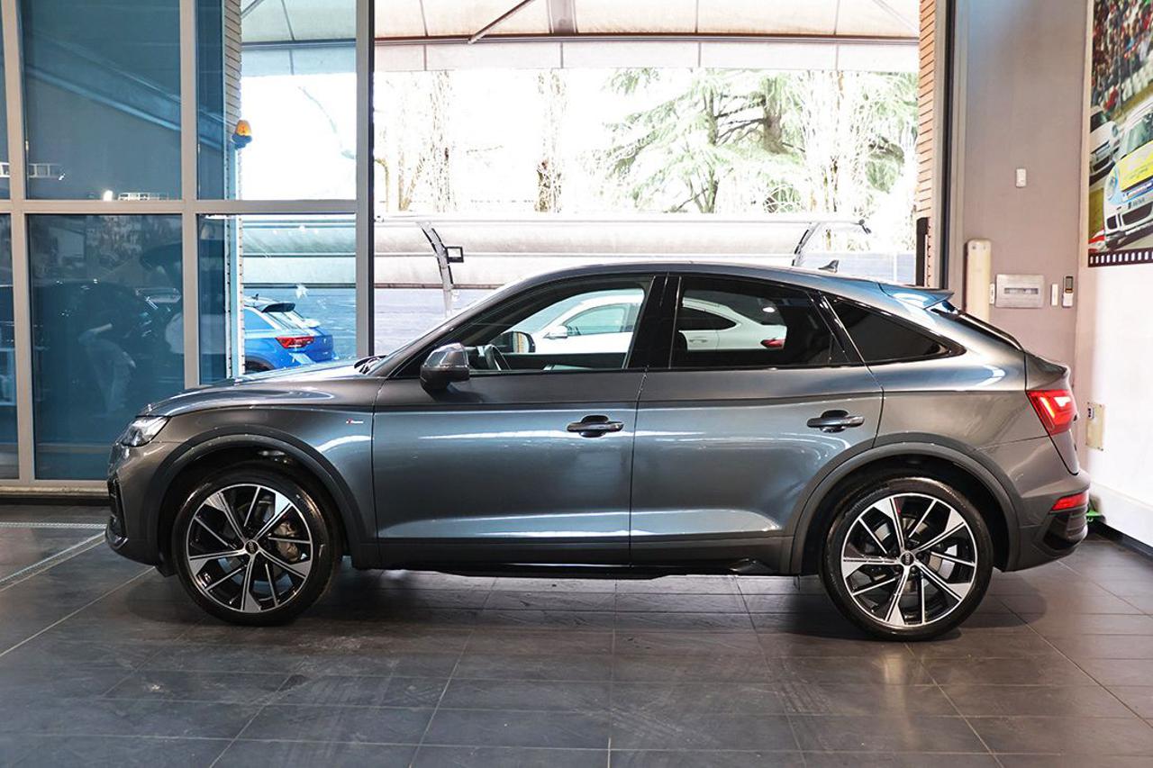 AUDI Q5 40 TDI Sportback Quattro S-Tronic S-Line Plus - 3