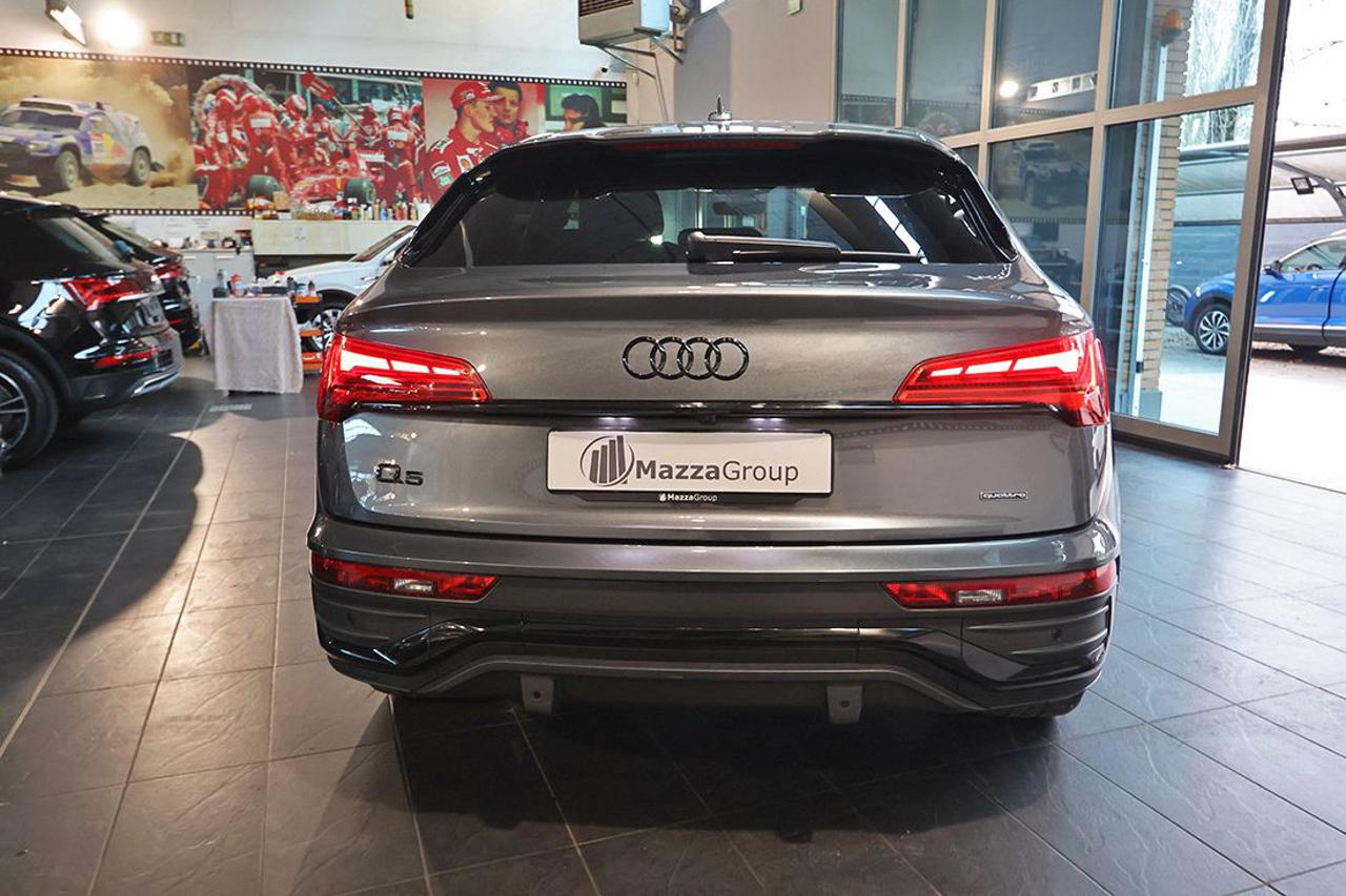 AUDI Q5 40 TDI Sportback Quattro S-Tronic S-Line Plus - 8
