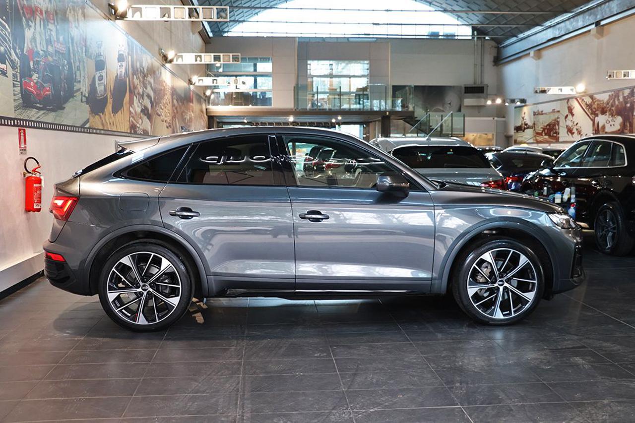 AUDI Q5 40 TDI Sportback Quattro S-Tronic S-Line Plus - 2