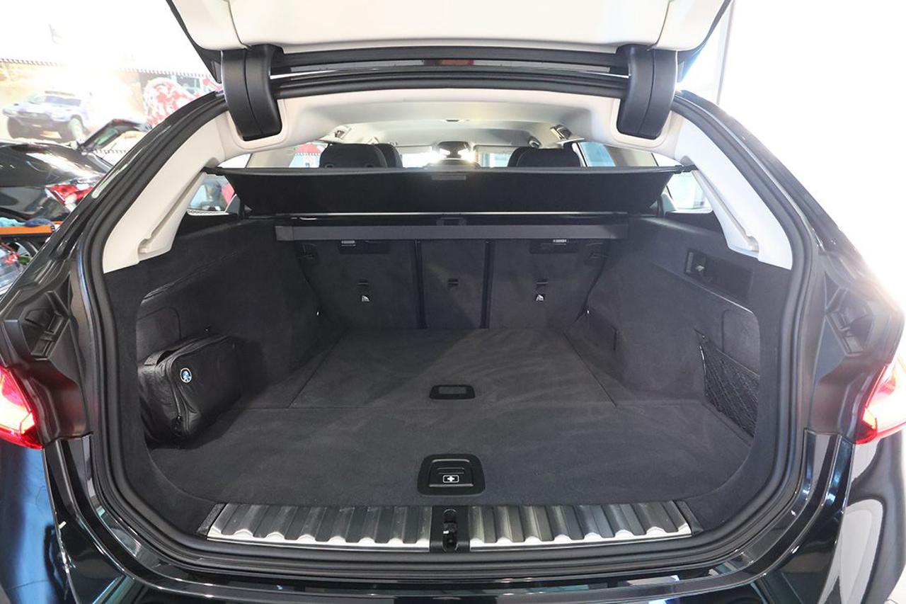 BMW 318 d 48V Touring Business Advantage - 12