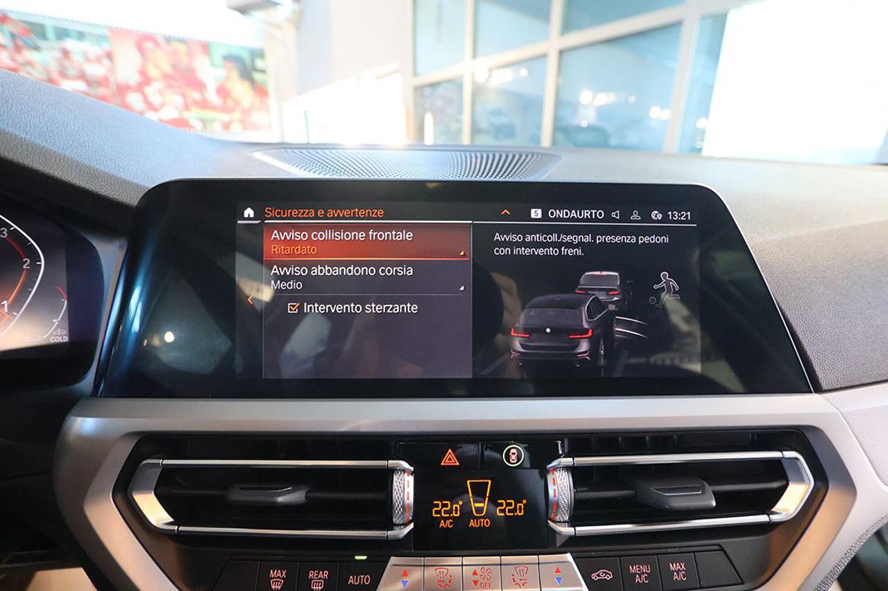 BMW 318 d 48V Touring Business Advantage - 25