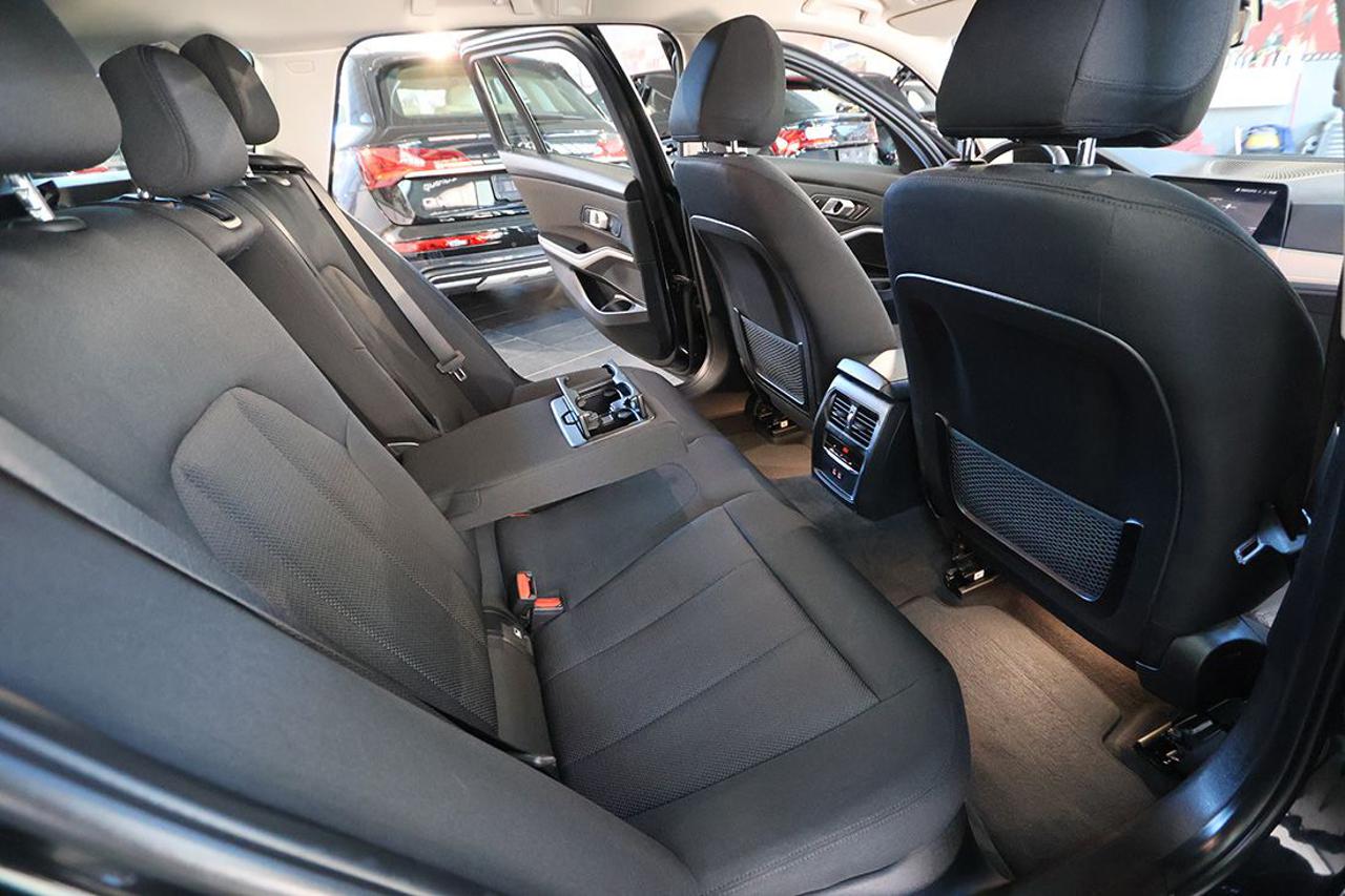 BMW 318 d 48V Touring Business Advantage - 19