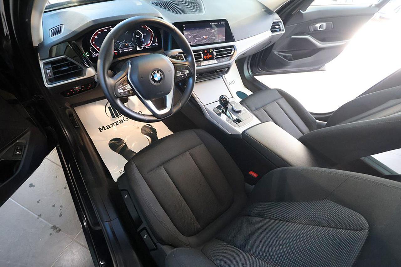 BMW 318 d 48V Touring Business Advantage - 14