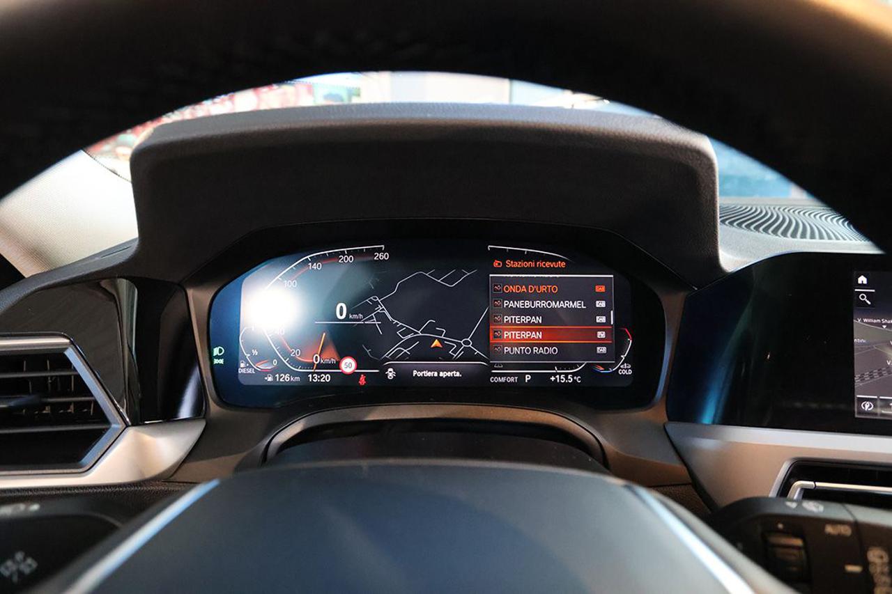 BMW 318 d 48V Touring Business Advantage - 31