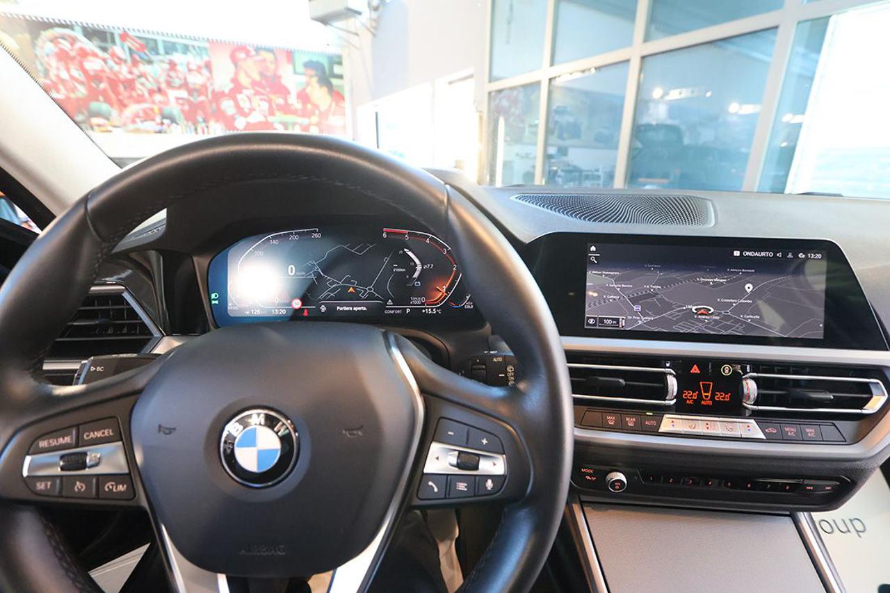 BMW 318 d 48V Touring Business Advantage - 33