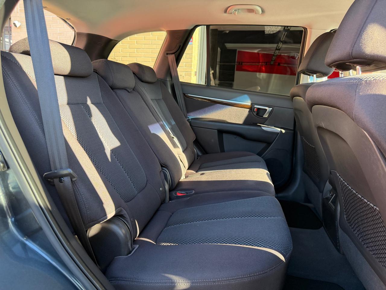 HYUNDAI Santa Fe 2.0 CRDi VGT 4WD Comfort - 9