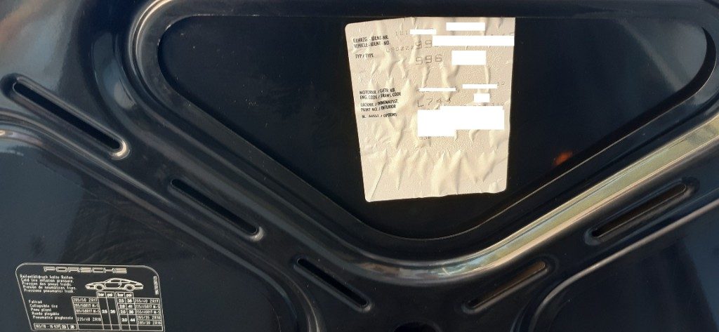 PORSCHE 996 CABRIO - CARRERA 4 - 57