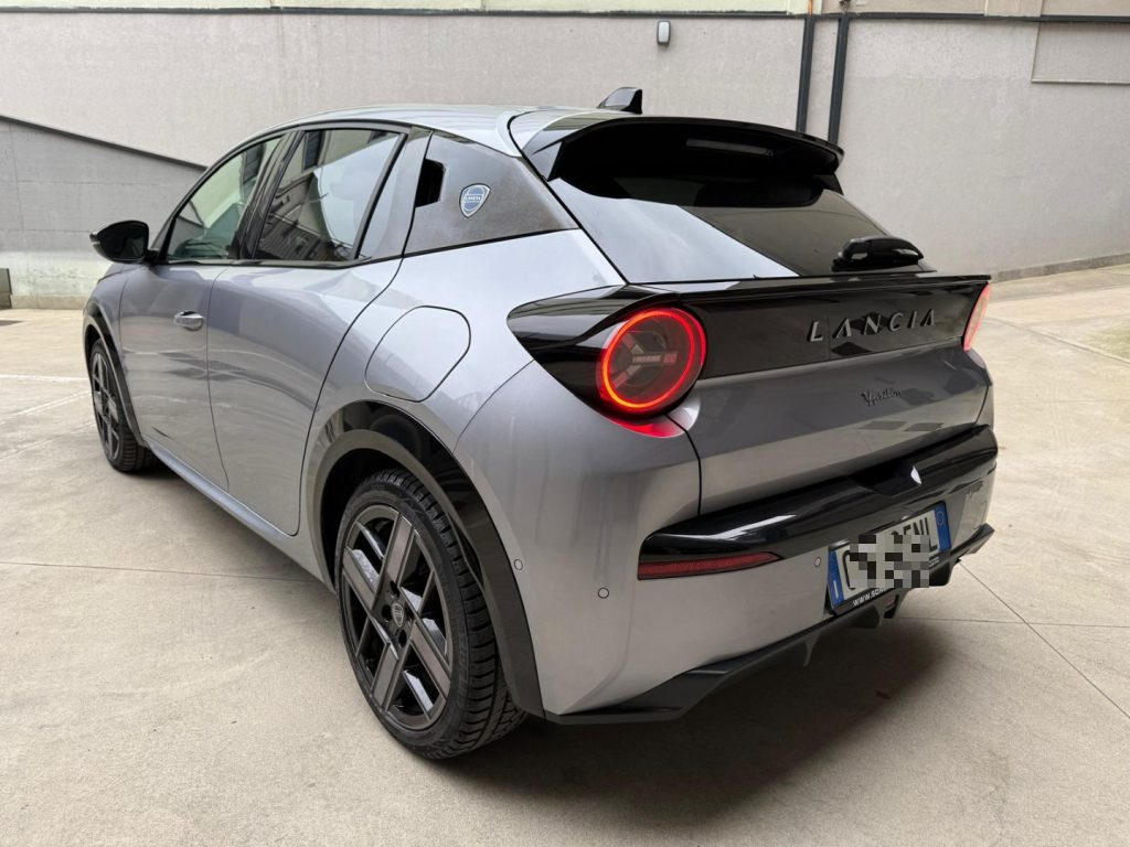 LANCIA Ypsilon Hybrid e-DCT LX - 3