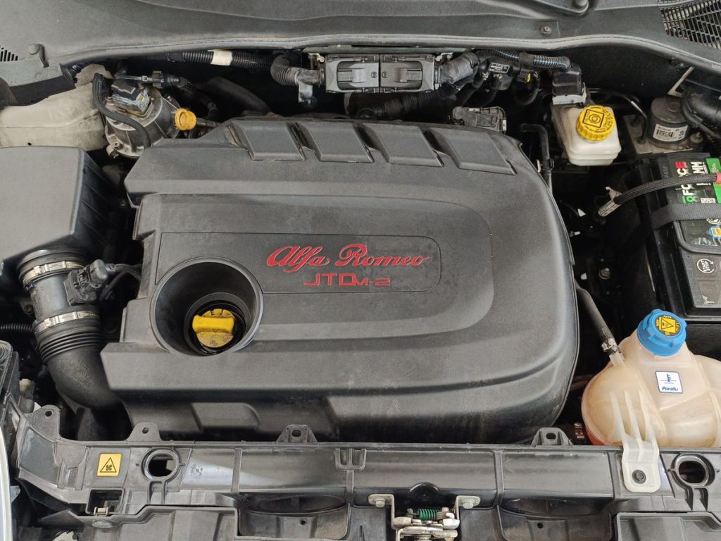 ALFA ROMEO MiTo 1.3 JTDm 95 CV S&S Super - 21