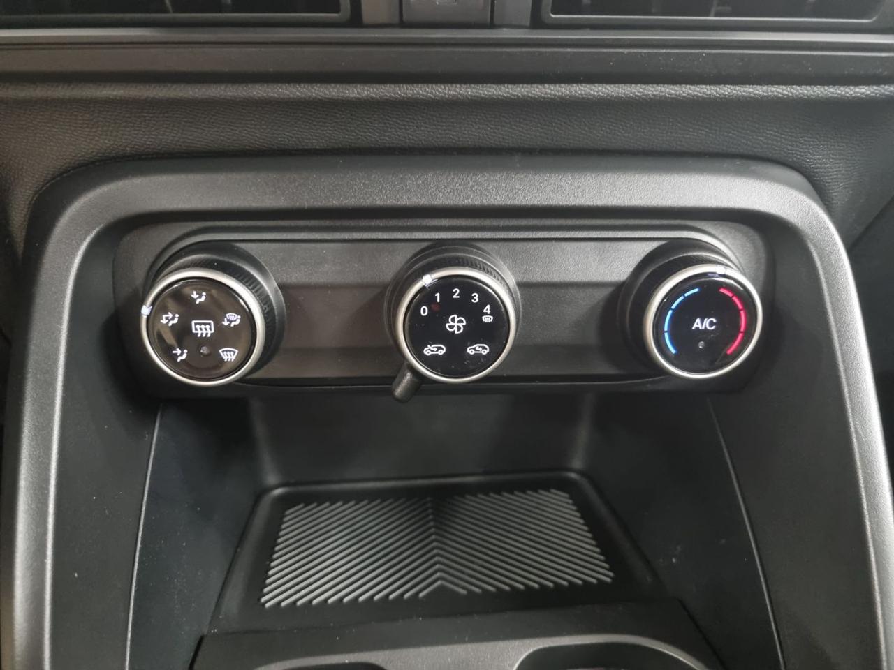 CITROEN C3 PureTech 100 S&S Plus - 12