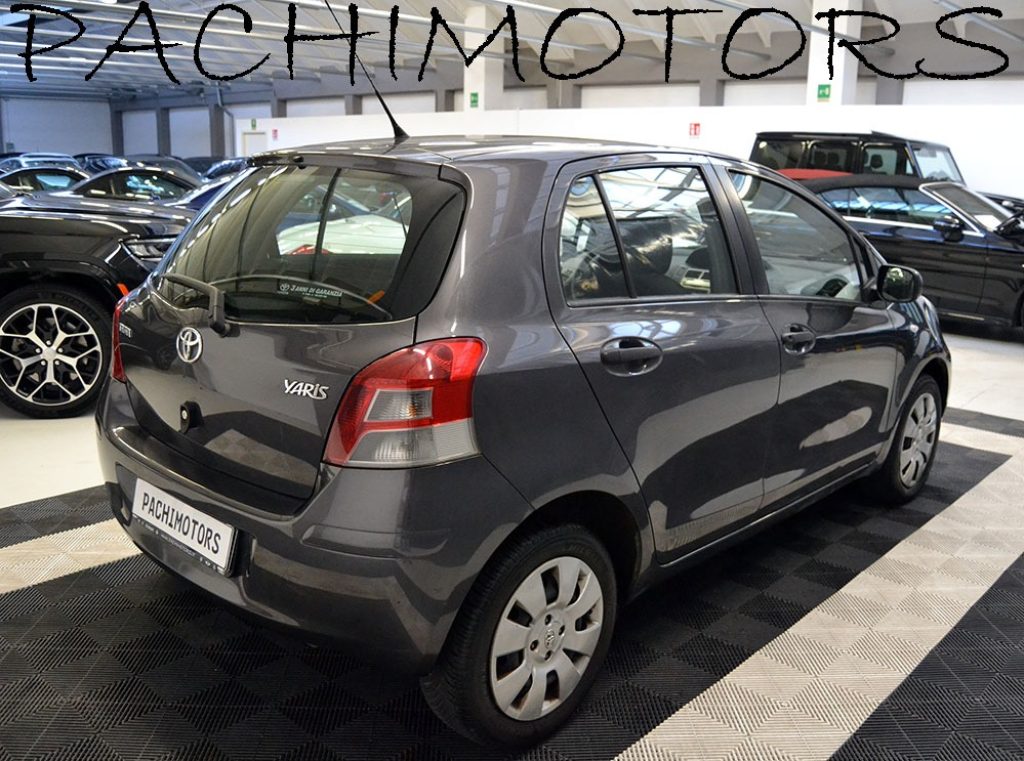 TOYOTA Yaris 1.0 5 porte Ok Neopatentati Unico Proprietario - 13