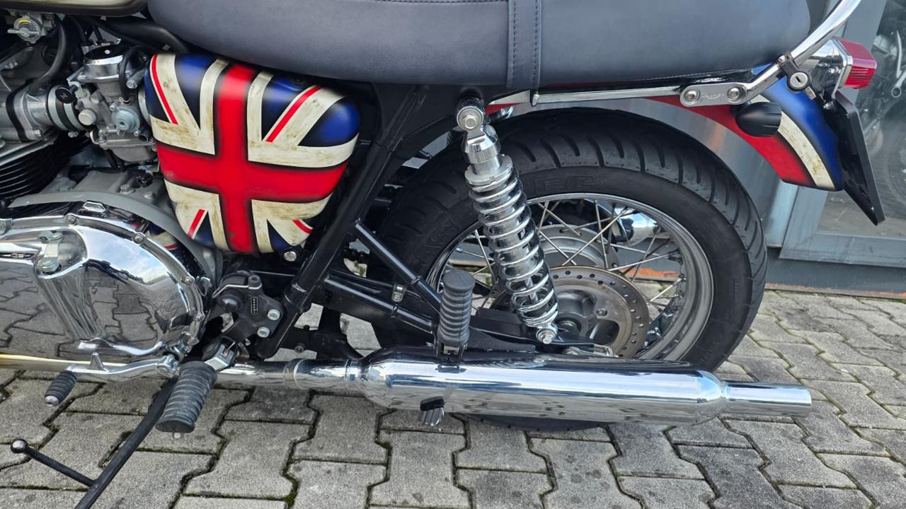 TRIUMPH Bonneville T100 2007 - 11