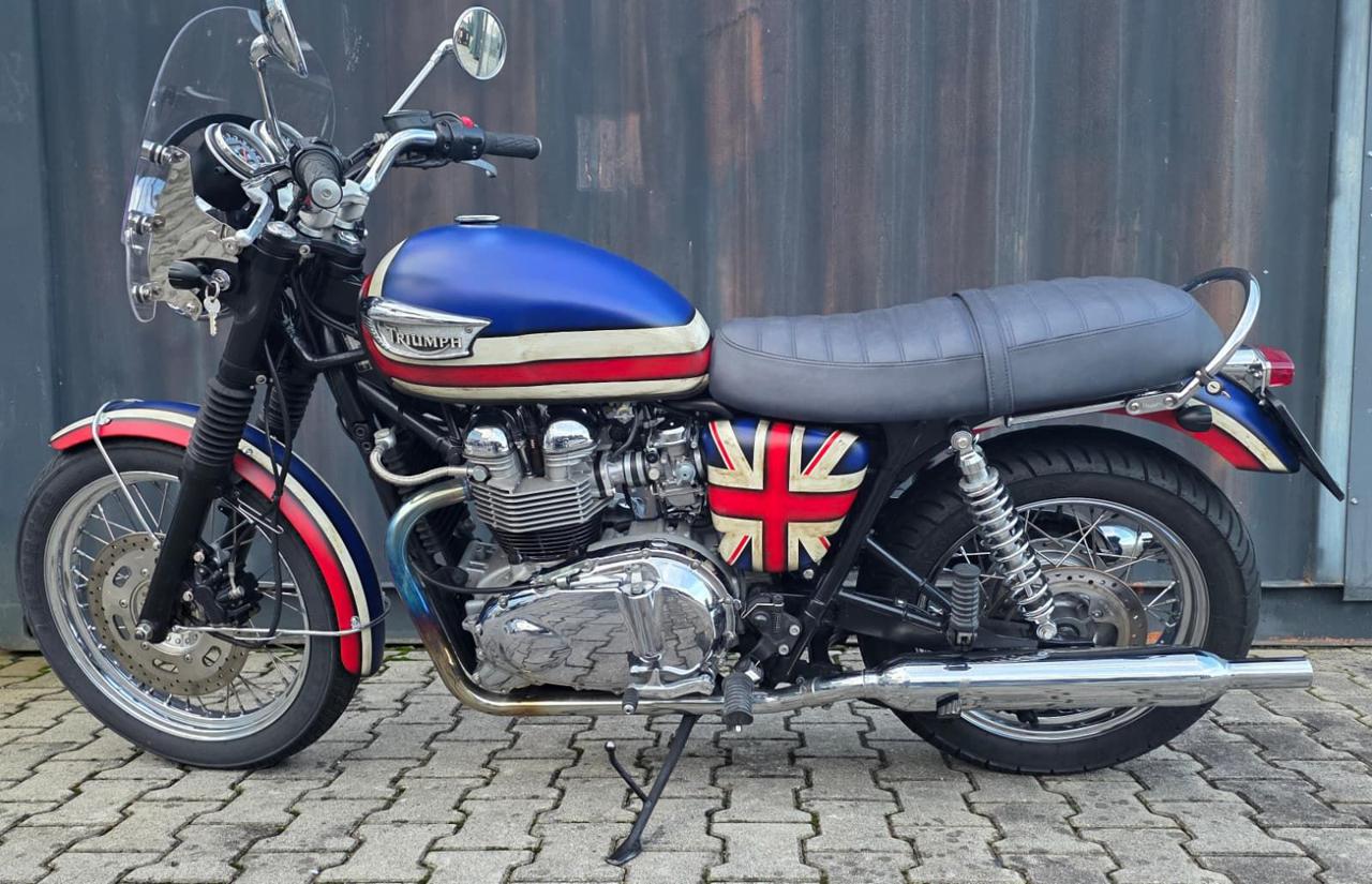 TRIUMPH Bonneville T100 2007 - 8