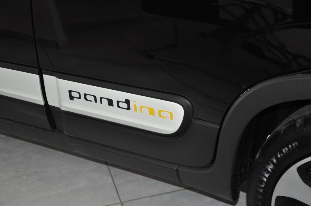 FIAT Panda 1.0 FireFly S&S Hybrid Pandina - 11