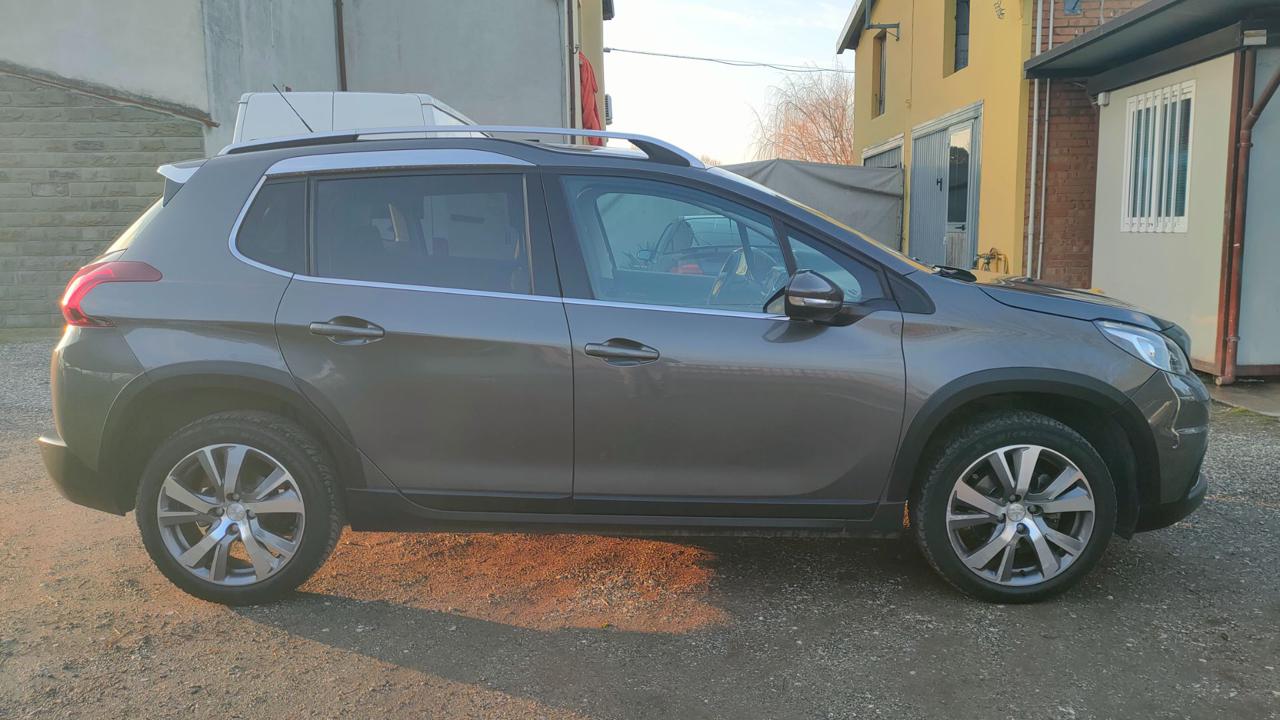 PEUGEOT 2008 1.2 Turbo 130 S&S Allure 57.000KM - 27