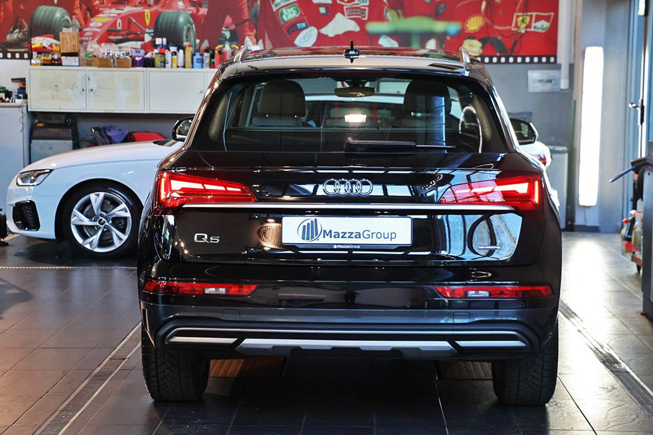 AUDI Q5 40 TDI Quattro S-Tronic Business Advanced - 4