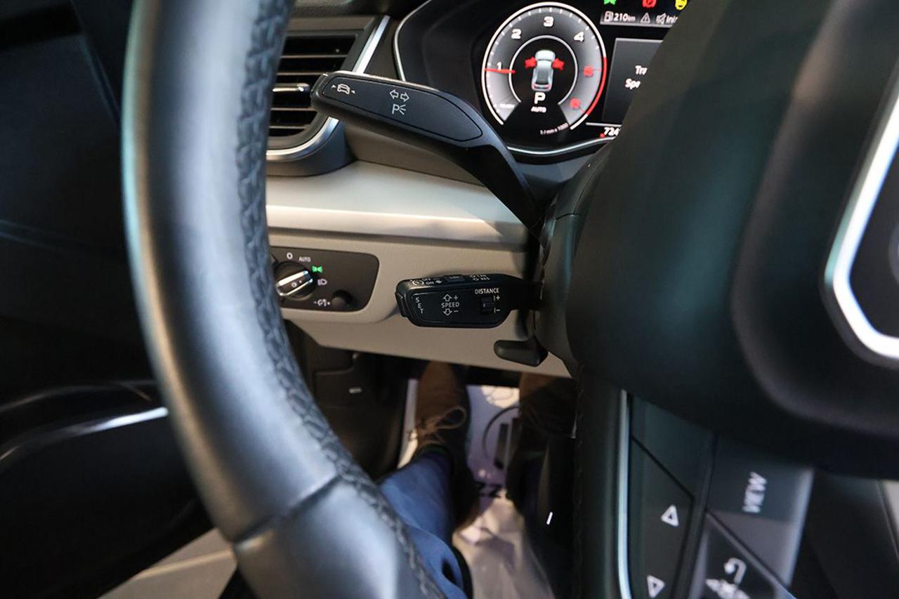 AUDI Q5 40 TDI Quattro S-Tronic Business Advanced - 26