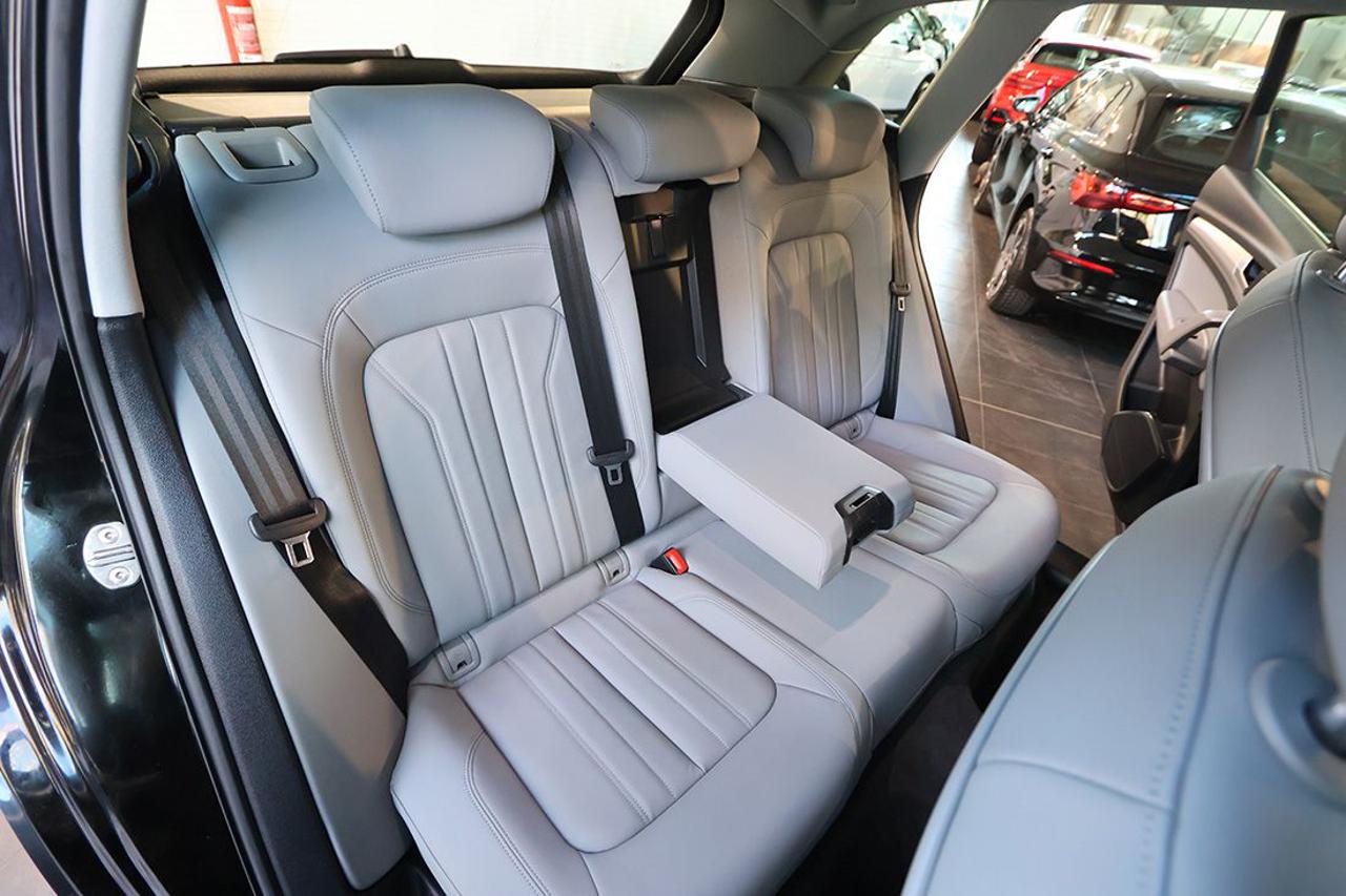 AUDI Q5 40 TDI Quattro S-Tronic Business Advanced - 21