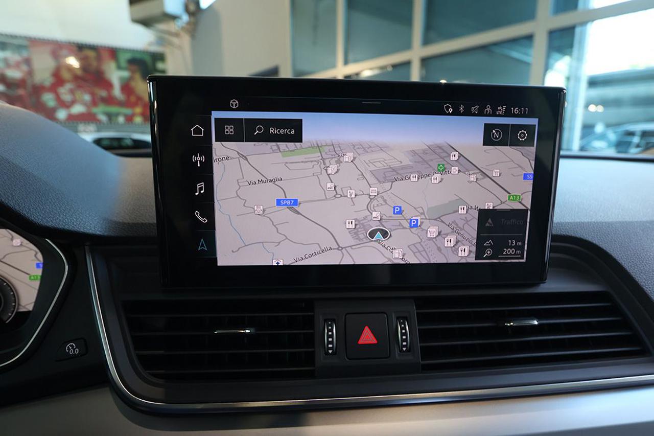 AUDI Q5 40 TDI Quattro S-Tronic Business Advanced - 27