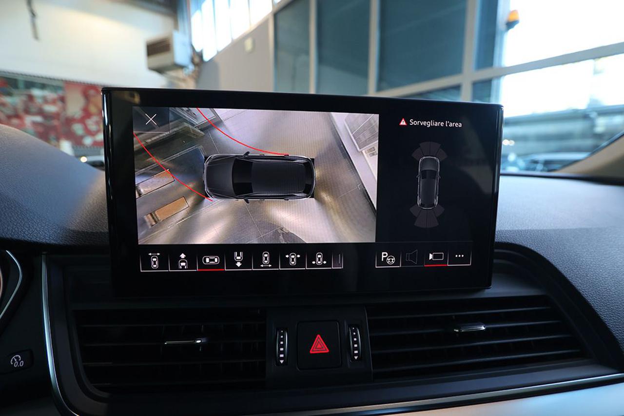 AUDI Q5 40 TDI Quattro S-Tronic Business Advanced - 29