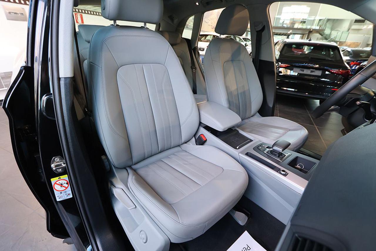 AUDI Q5 40 TDI Quattro S-Tronic Business Advanced - 18