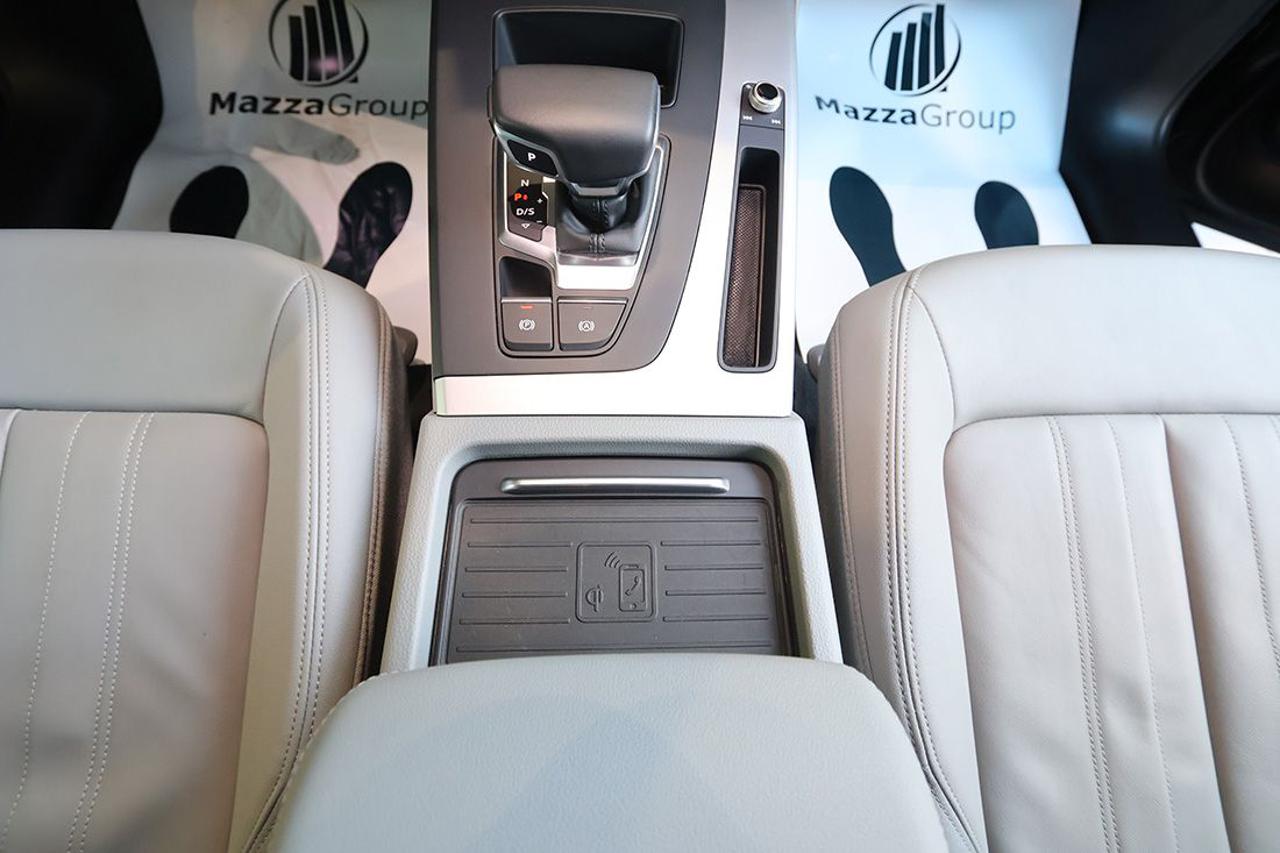 AUDI Q5 40 TDI Quattro S-Tronic Business Advanced - 46