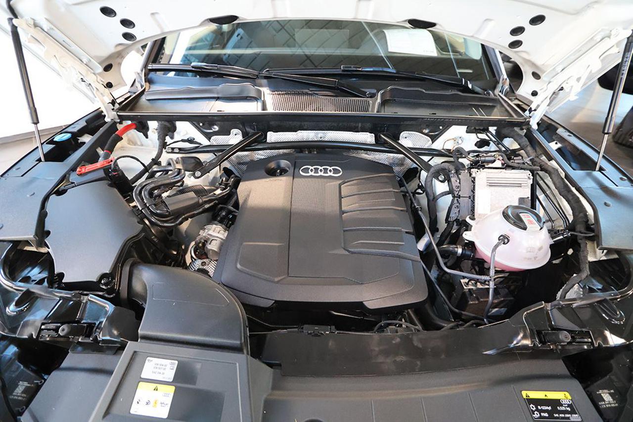 AUDI Q5 40 TDI Quattro S-Tronic S-Line - 11