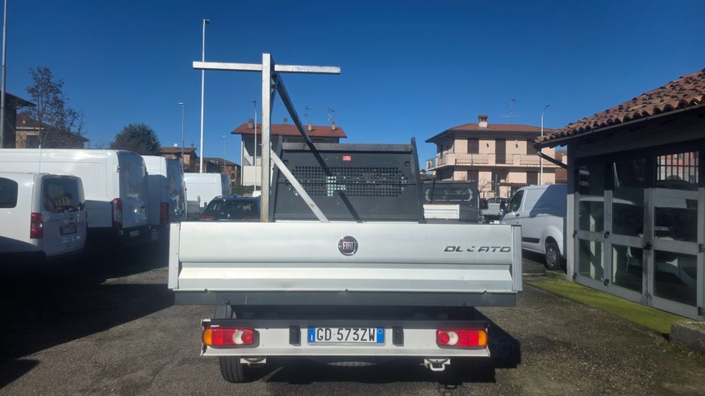 FIAT Ducato 35 2.3 MJT 140CV PL Cassone Fisso 3.20m - 6
