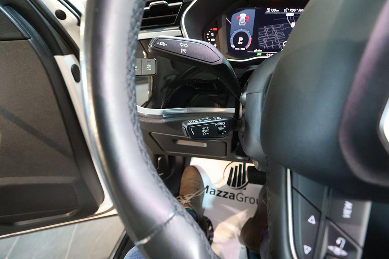 AUDI Q3 35 TDI S-Tronic Business Advanced - 21