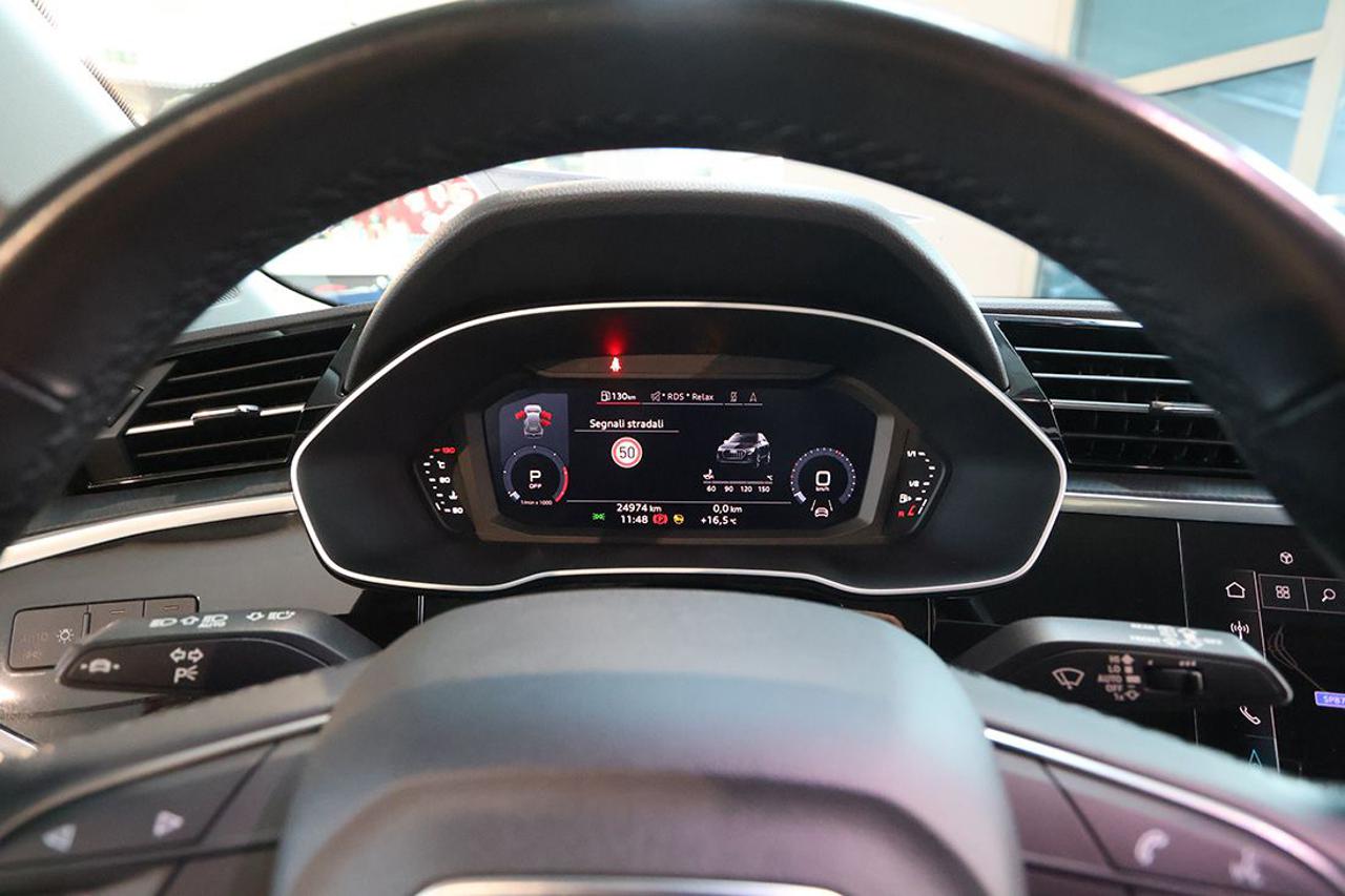 AUDI Q3 35 TDI S-Tronic Business Advanced - 29