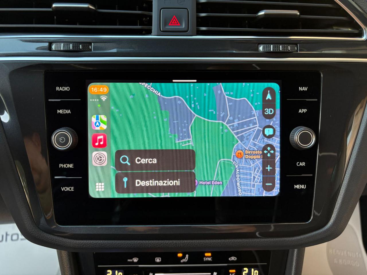 VOLKSWAGEN Tiguan 2.0 TDI 150 CV SCR DSG Life - 27