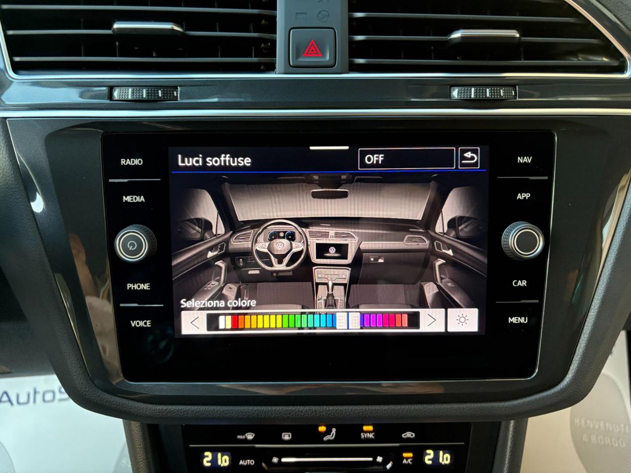 VOLKSWAGEN Tiguan 2.0 TDI 150 CV SCR DSG Life - 14