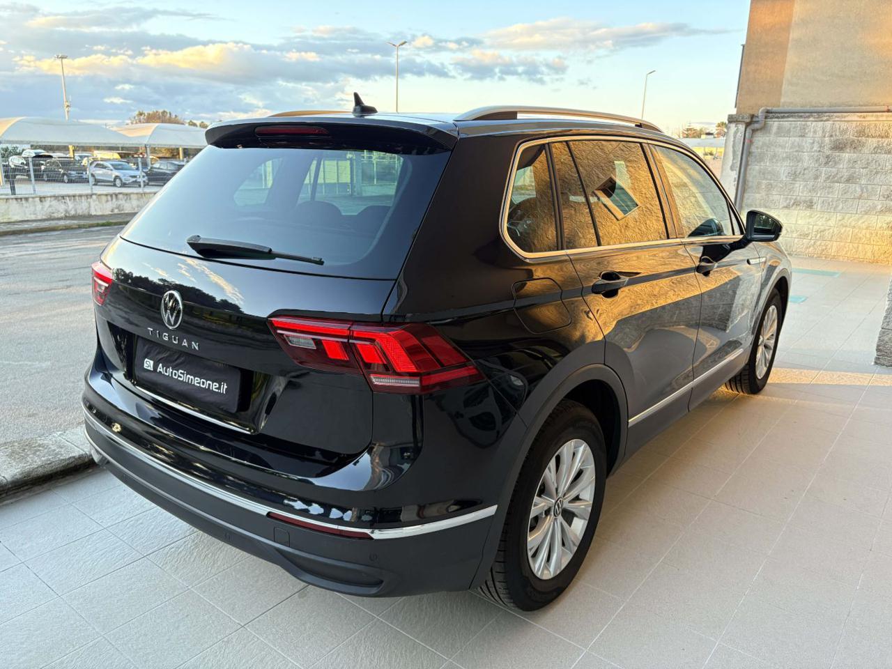 VOLKSWAGEN Tiguan 2.0 TDI 150 CV SCR DSG Life - 5