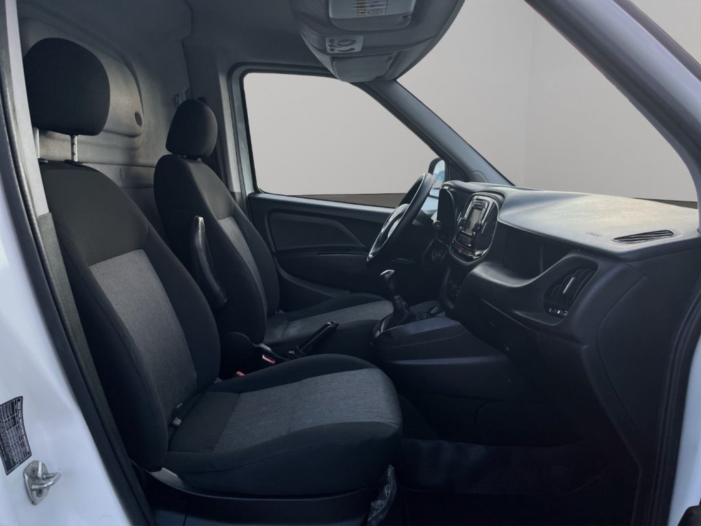 FIAT Doblo 1.3 MJT 95CV SX - 9