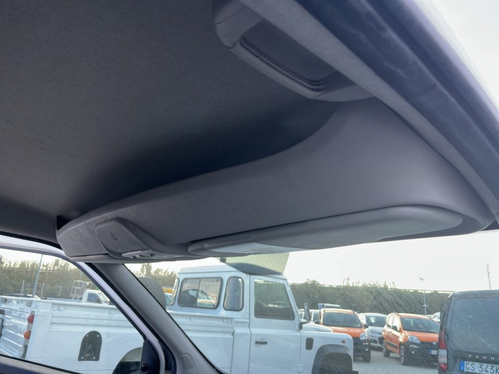 FIAT Doblo 1.3 MJT 95CV SX - 17