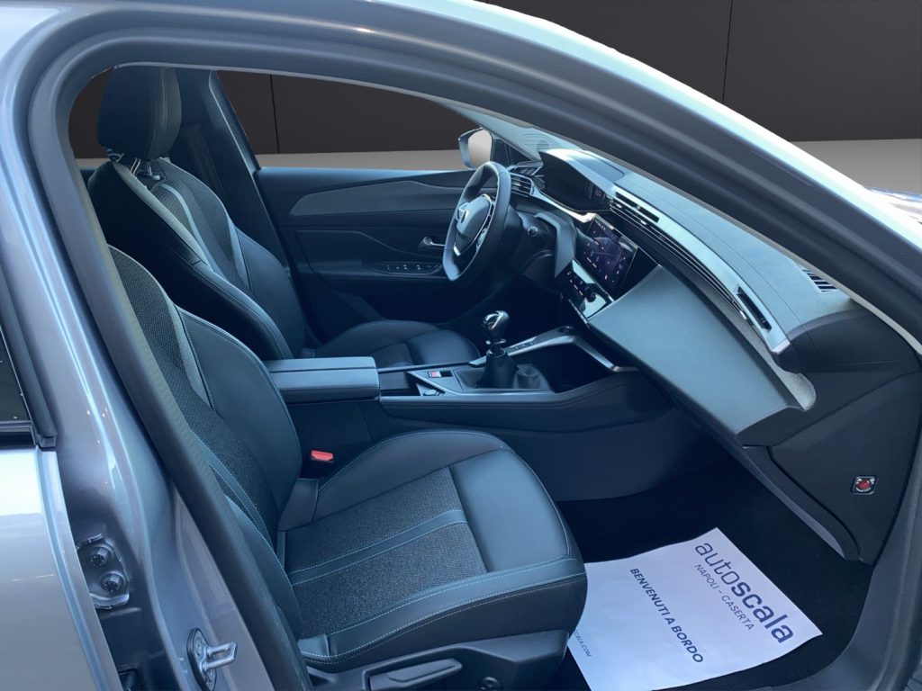 PEUGEOT 308 PureTech Turbo 130 S&S Allure Pack - 17